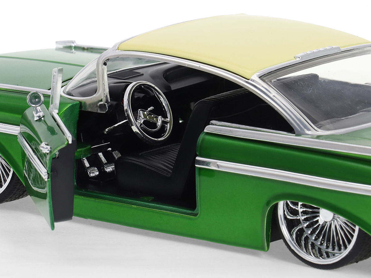 Chevrolet Impala 1959 Lowrider DUB 1:24 Jada Toys Verde - 20 anos