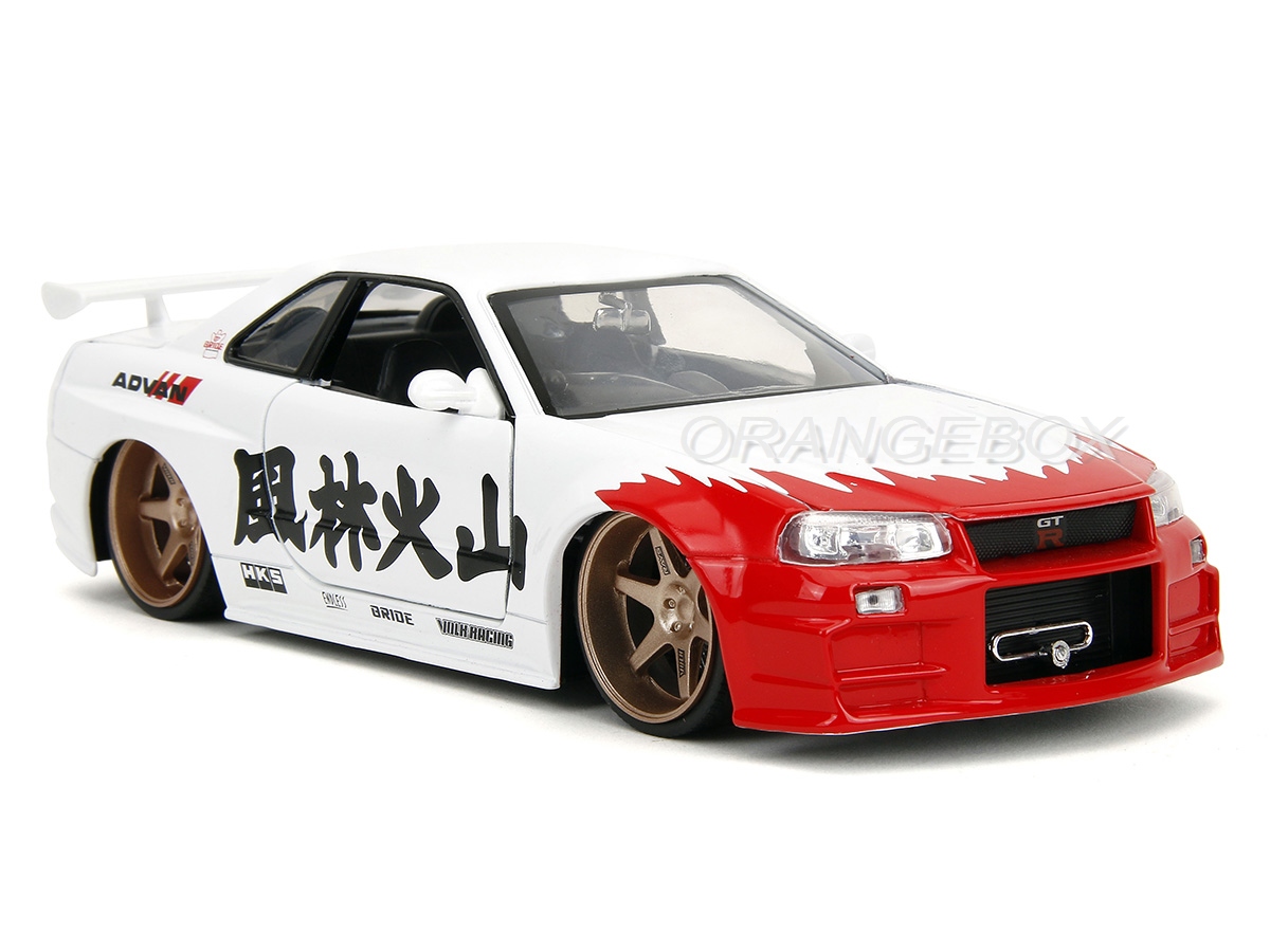 Nissan Skyline GT-R (R34) 2002 Street Fighter + Figura Ryu Jada