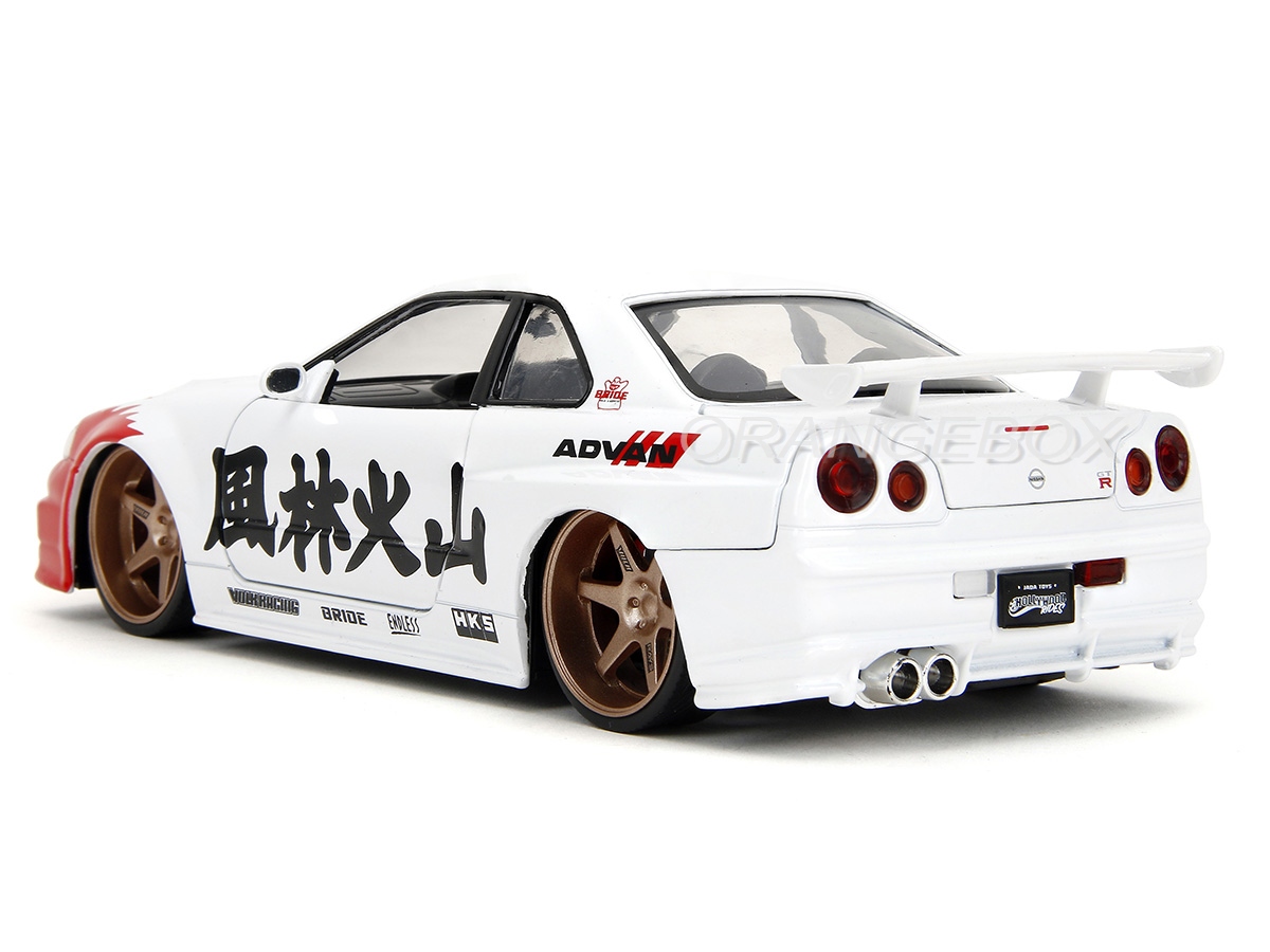 Nissan Skyline GT-R (R34) 2002 Street Fighter + Figura Ryu Jada