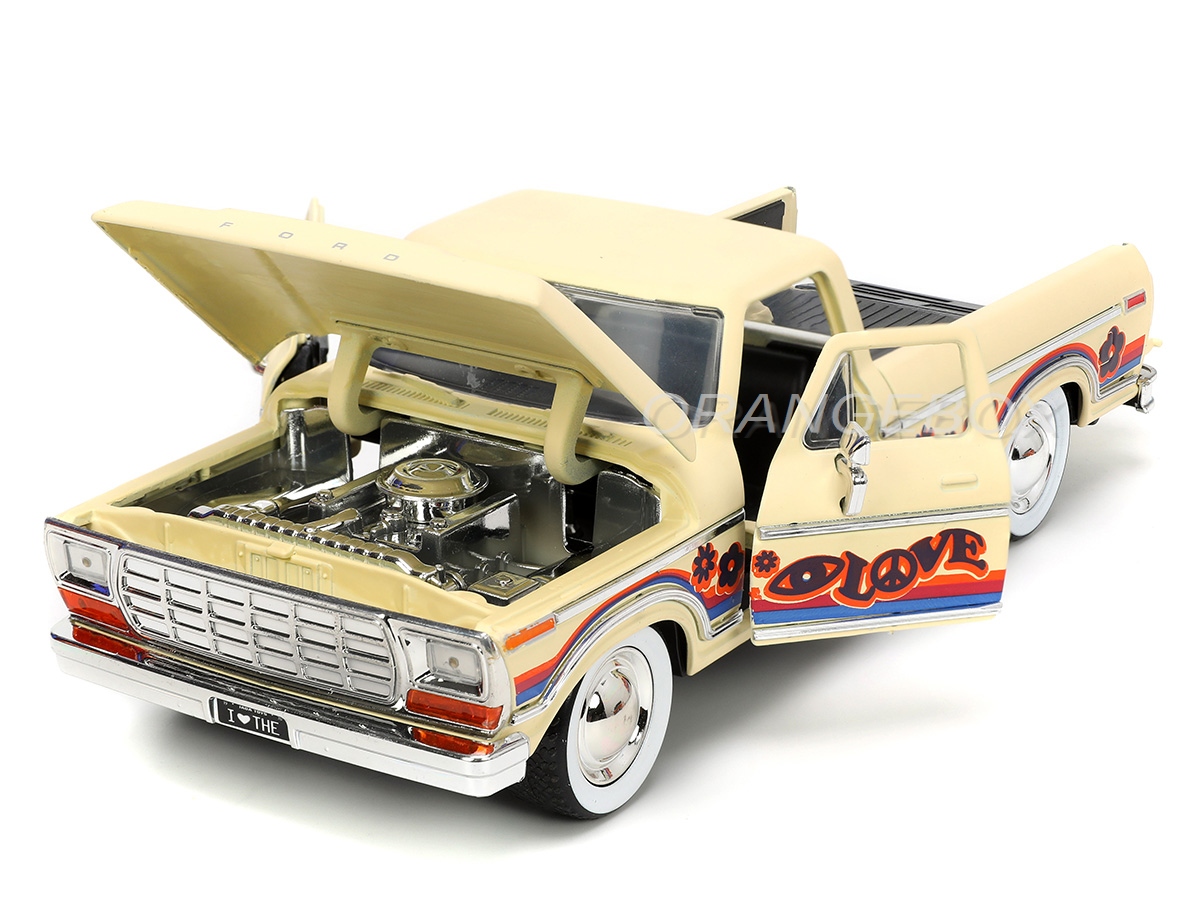 Ford F-150 Pick-Up 1979 1:24 Jada Toys - 19 anos! Loja on-line de