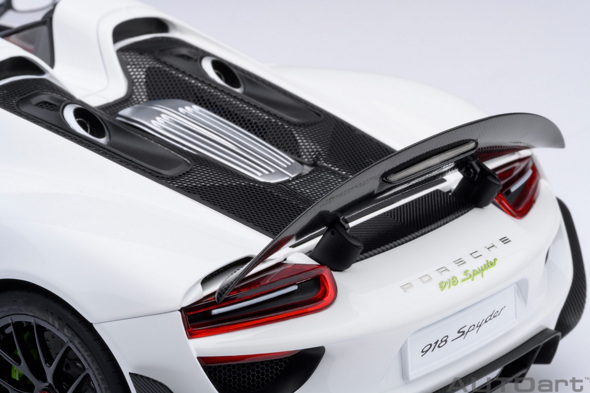 アイドロン　1/18 Porsche 918 Spyder Porsche 918 Spyder Hard Top Welly 1:18 Cinza - 20 anos! Loja on