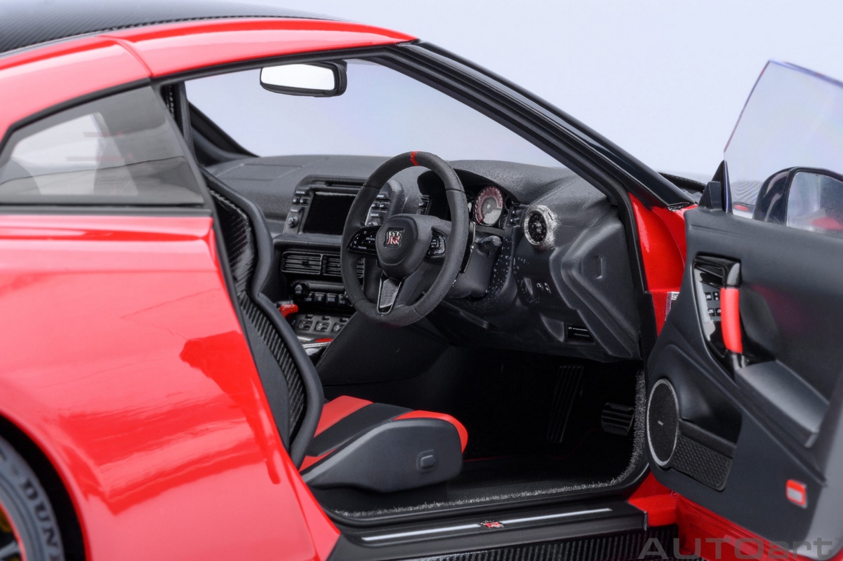 Nissan GT-R (R35) Nismo 2022 Special Edition 1:18 Autoart Vermelho