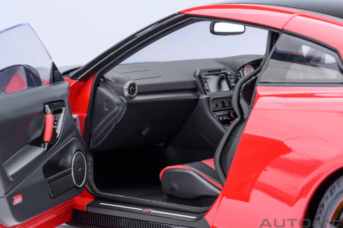 Nissan GT-R (R35) Nismo 2022 Special Edition 1:18 Autoart Vermelho
