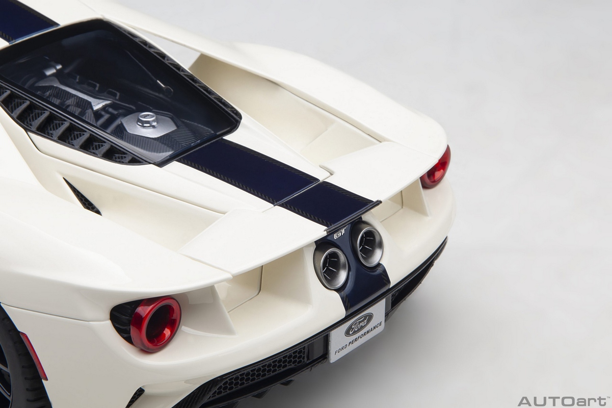 Ford GT 2022 64 Prototype Heritage Edition 1:18 Autoart Branco