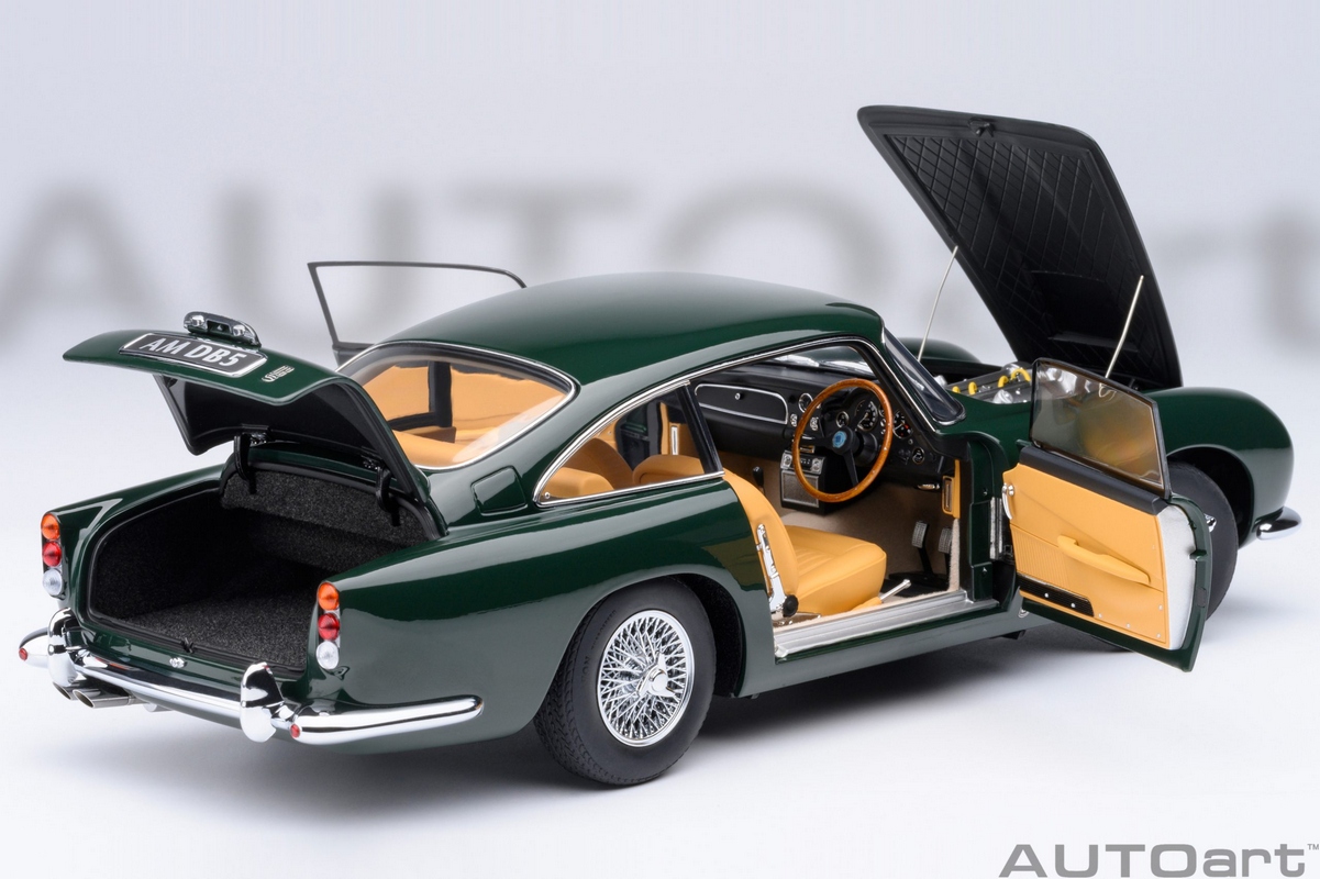 Aston Martin DB5 1:18 Autoart Verde - 19 anos! Loja on-line de