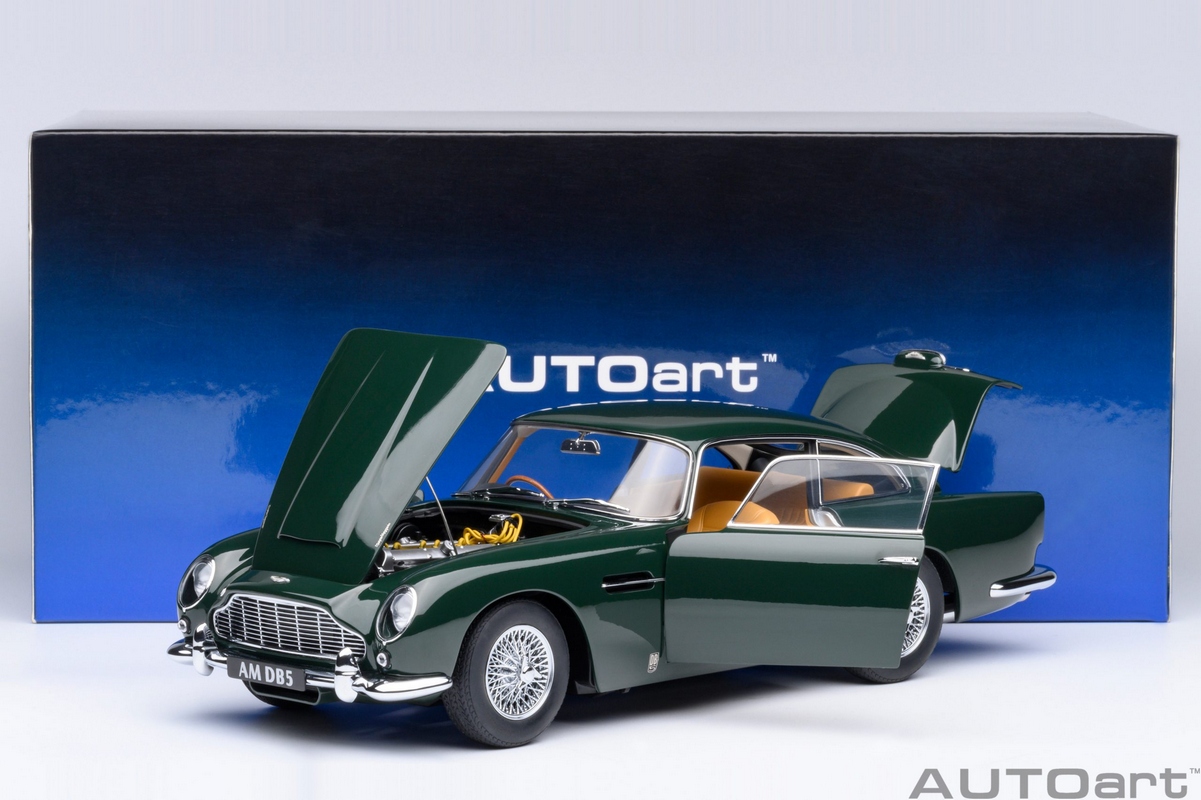 Aston Martin DB5 1:18 Autoart Verde - 19 anos! Loja on-line de