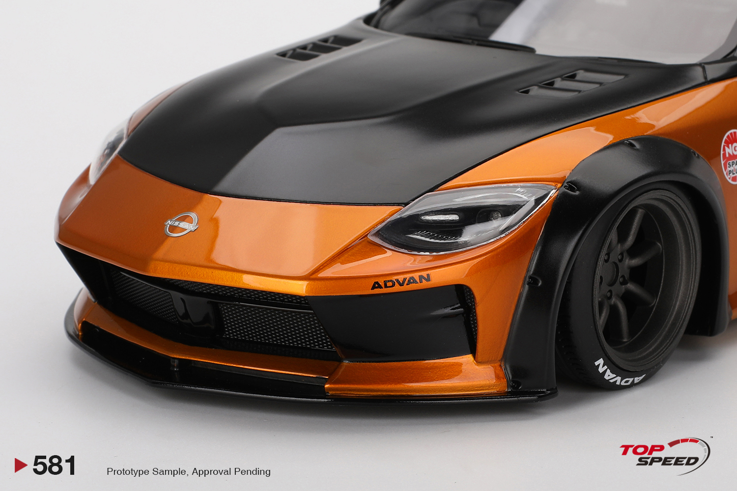 GT-R LB performance1／18サイズ 【limited9／20】 Nissan Z LB Nation Works 1:18 TopSpeed Gold - 20 anos! Loja on