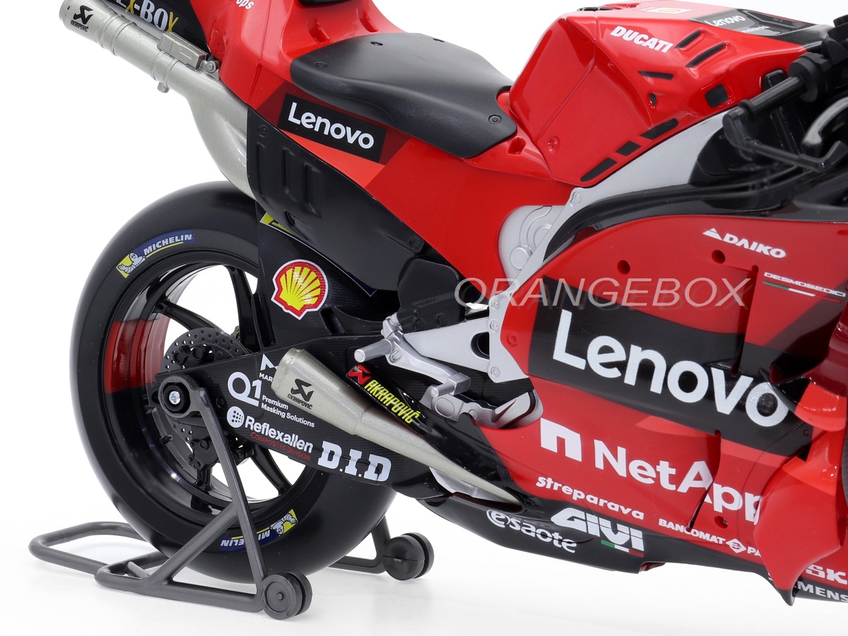 Ducati Desmosedici GP22 Francesco Bagnaia World Champion 2022 1:6
