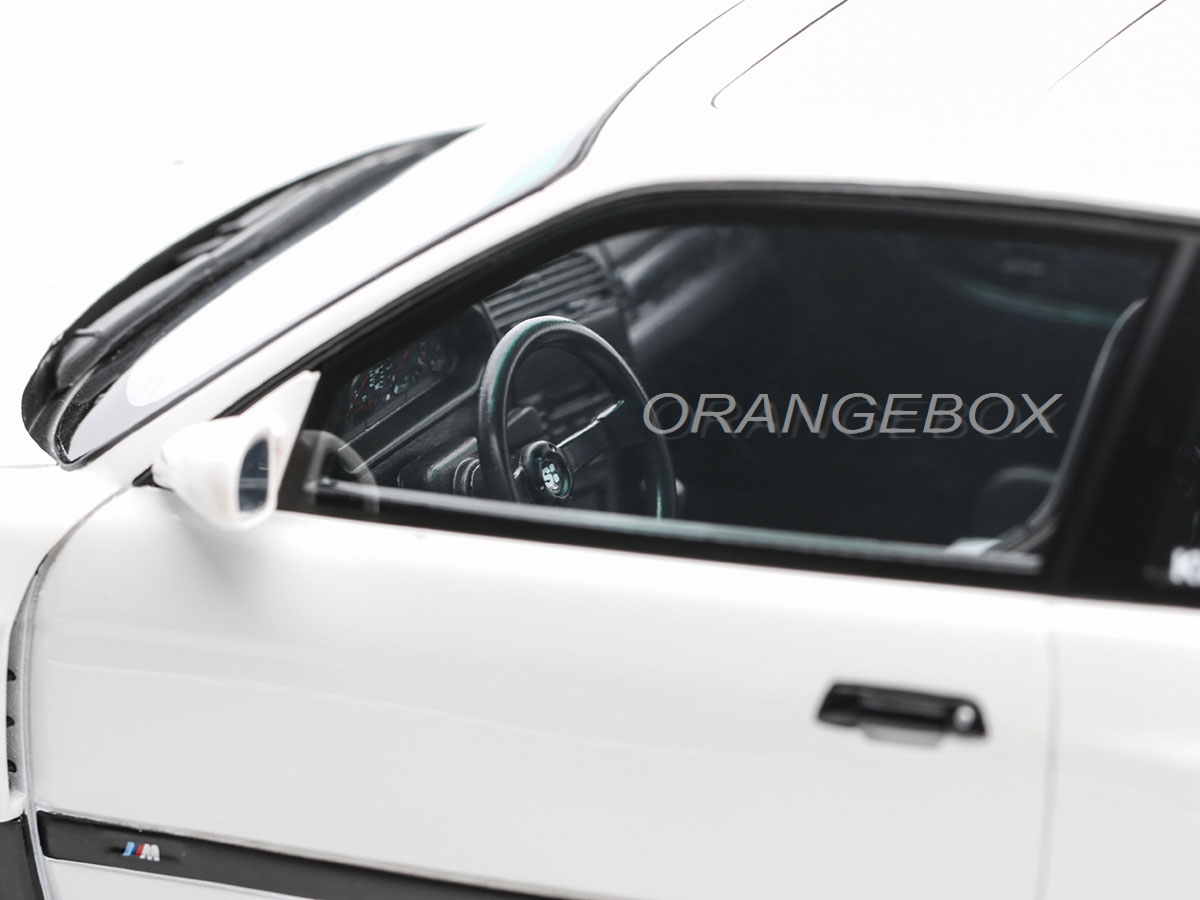 BMW E36 2016 Khyzyl Saleem 1:18 OttOmobile Branco - 20 anos! Loja
