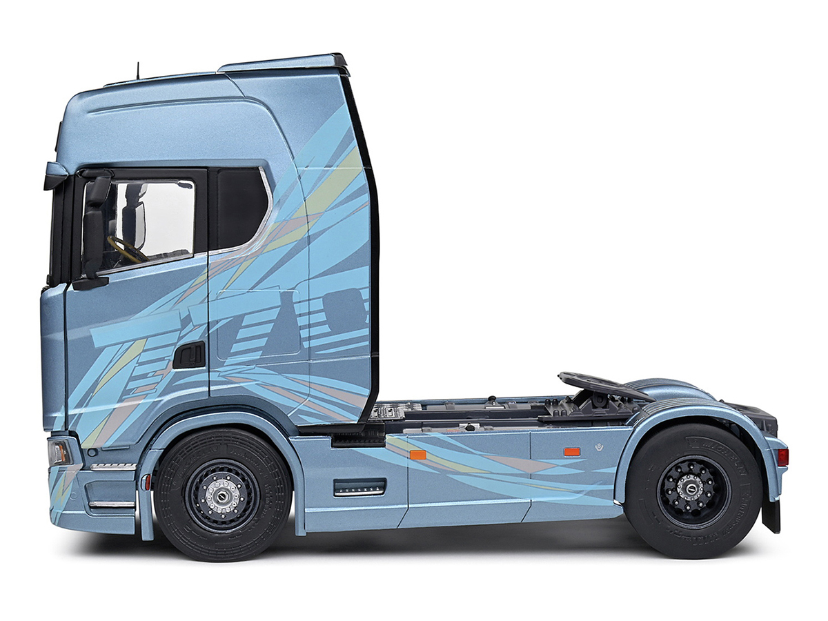 Scania S770 Highline Fross Edittion 2022 1:24 Solido Azul - 20