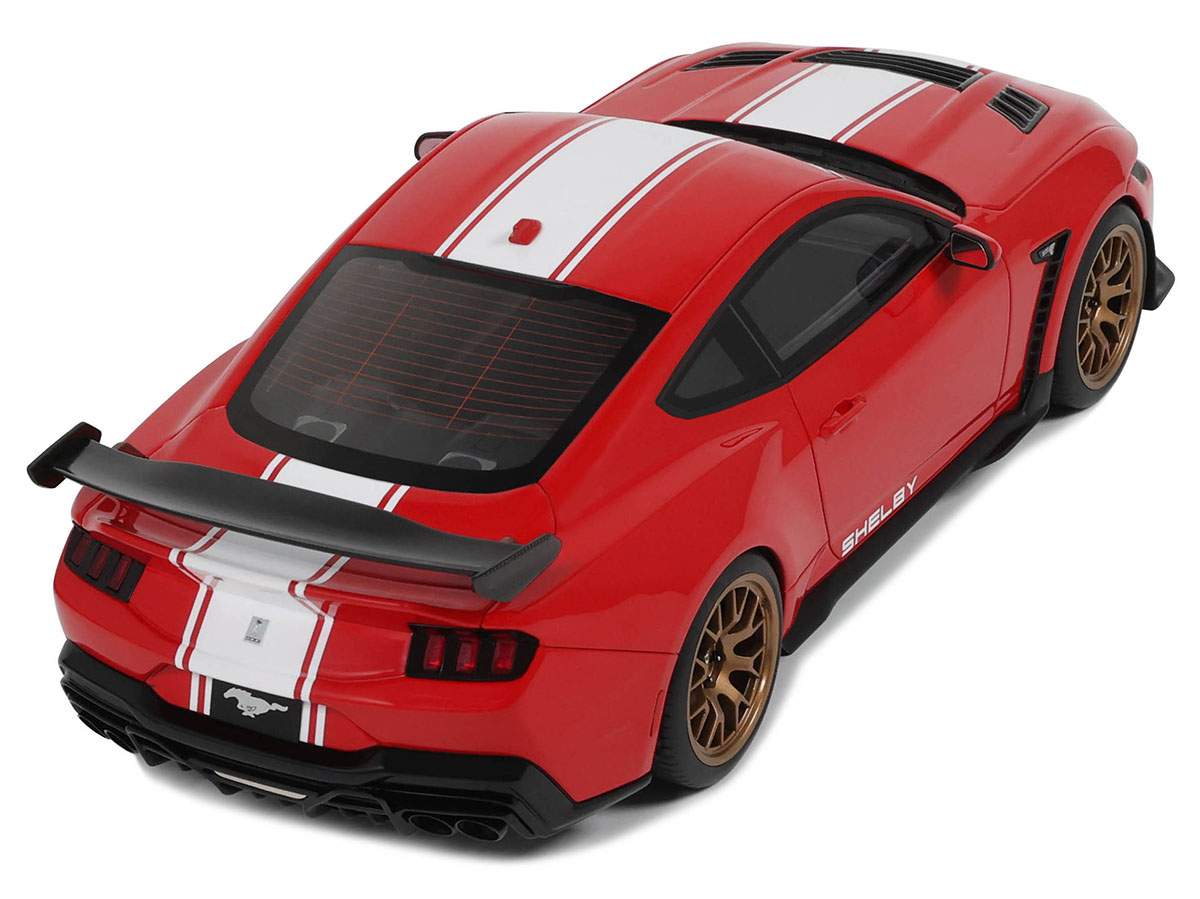 Ford Mustang Shelby GT500 Super Snake 1:18 GT Spirit Vermelho - 20