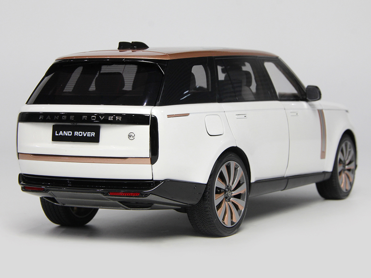 Land Rover Range Rover 2022 1:18 LCD Models Branco - 20 anos! Loja