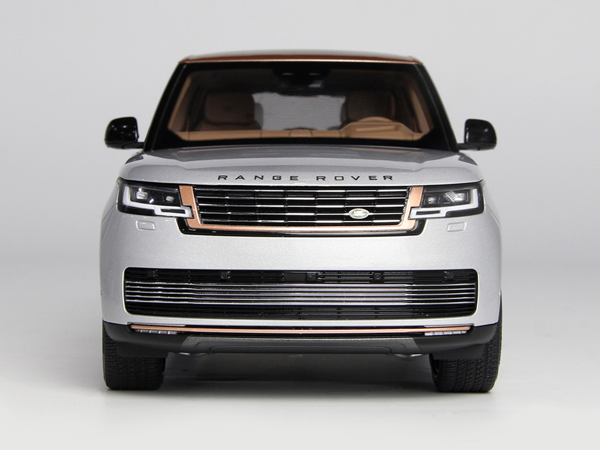 Land Rover Range Rover 2022 1:18 LCD Models Prata - 20 anos! Loja
