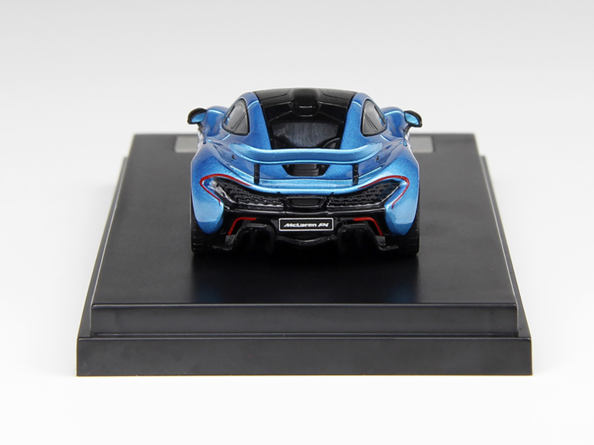 オートアート McLAREN P1 アザーブルー 1/18 ミニカー Y0949 新品 81542 オートアート 1/18 マクラーレン P1 GTR （ブルー/イエロー