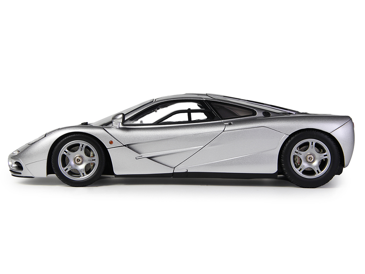 PRÉ-VENDA *** McLaren F1 1:18 LCD Models Prata - 19 anos! Loja on