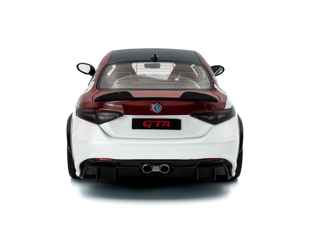 Alfa Romeo Giulia GTA-M 2023 1:18 Solido - 19 anos! Loja on-line