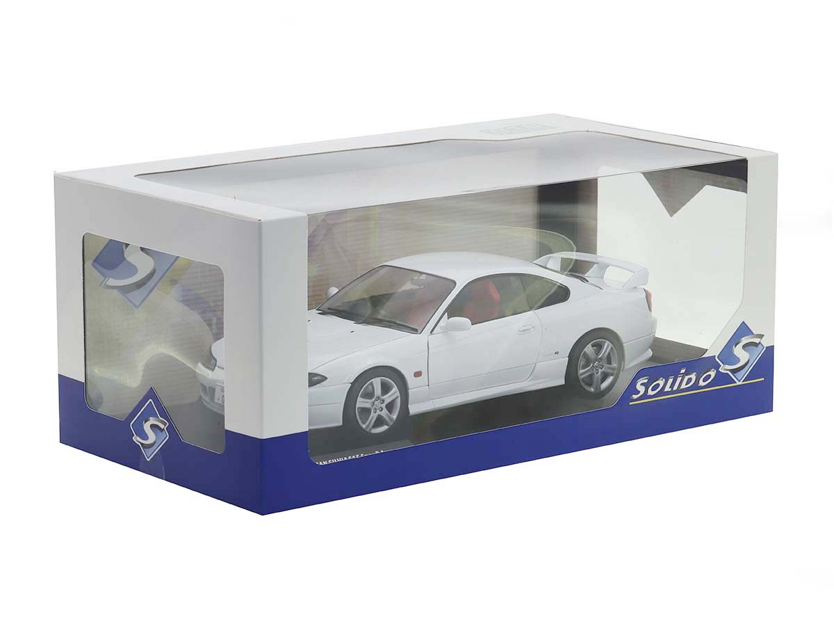ソリド 1/18 日産 シルビア S15 SPEC-R 1999 ホワイト Amazon | ソリド 1/18 日産 シルビア S15 スペックR エアロ 1999