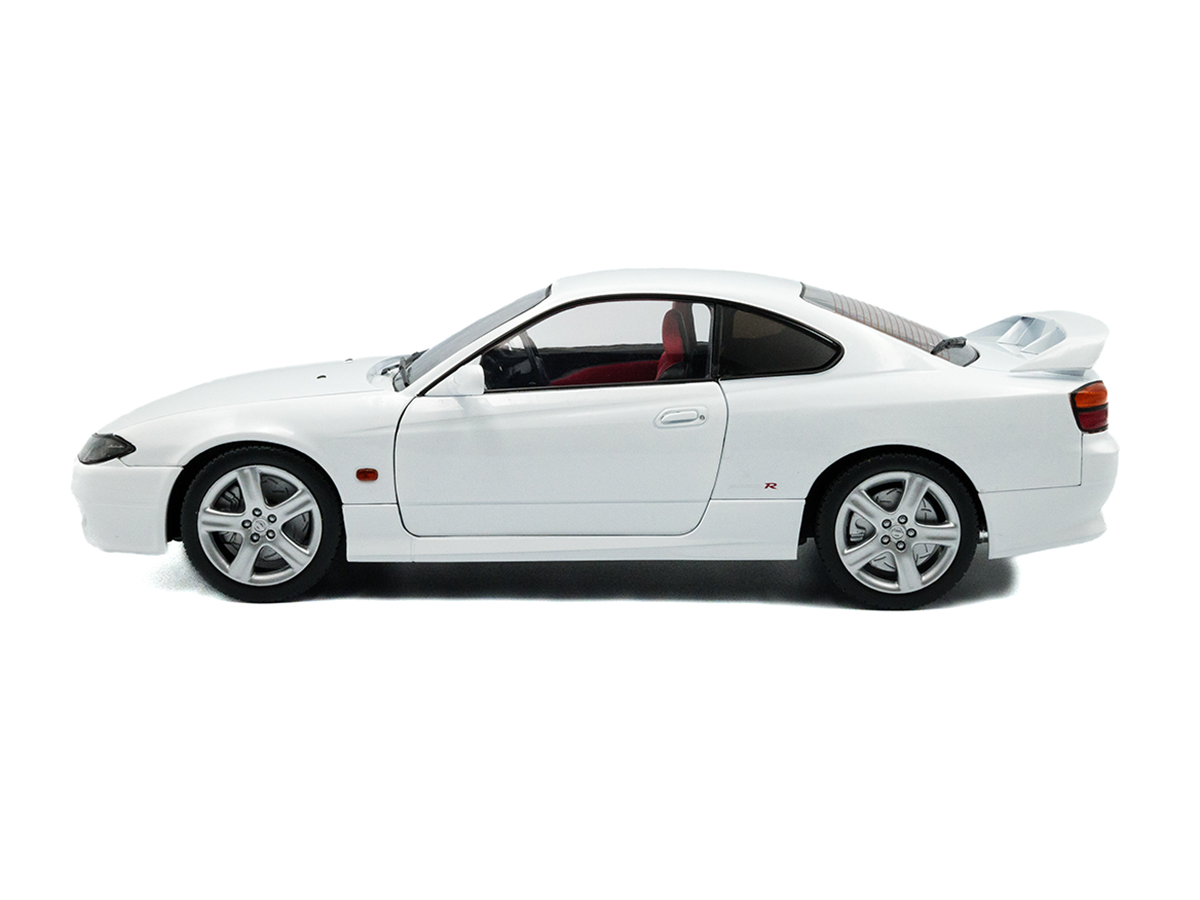 Nissan Silvia S15 Spec-R Aero 1999 1:18 Solido Branco - 20 anos