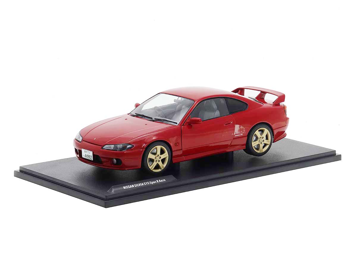 Nissan Silvia S15 Spec-R Aero 1999 1:18 Solido Vermelho - 20 anos