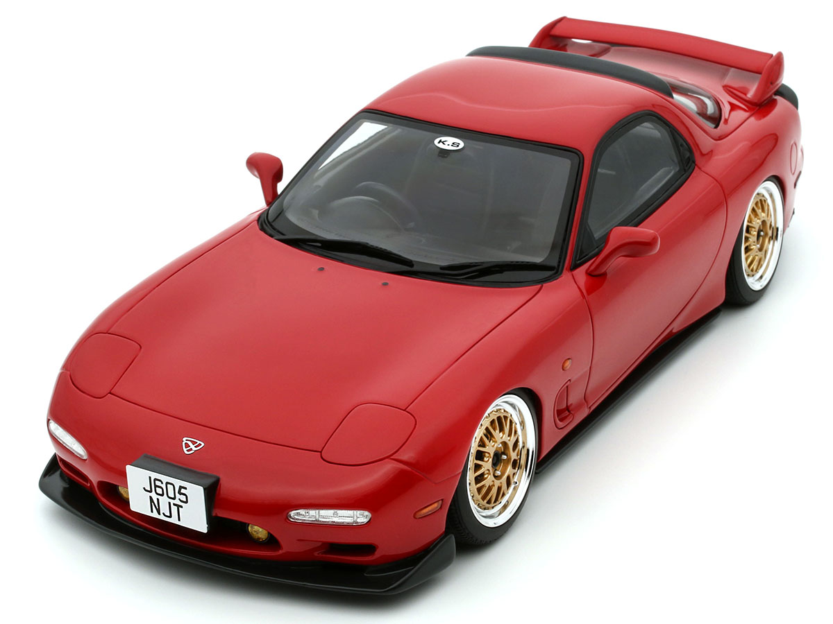Mazda RX7 Khyzyl Saleem 2020 1:18 OttOmobile Vermelho - 20 anos