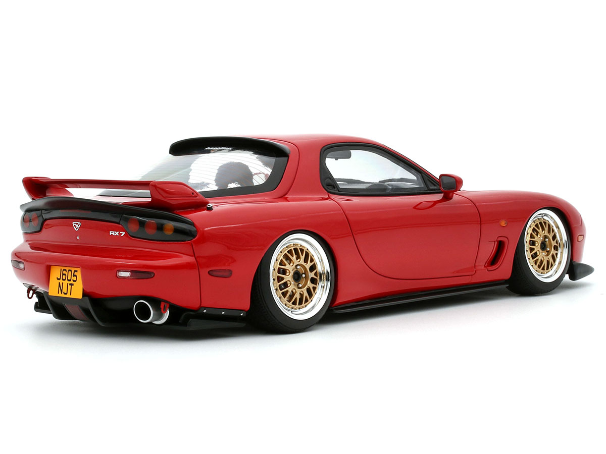 Mazda RX7 Khyzyl Saleem 2020 1:18 OttOmobile Vermelho - 20 anos