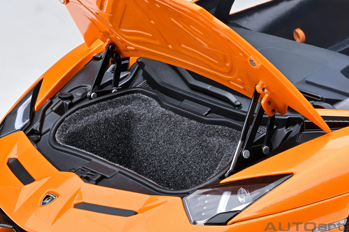 Lamborghini Aventador SVJ 1:18 Autoart Laranja - 20 anos! Loja on