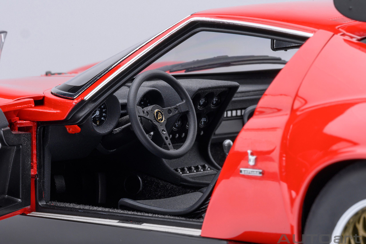 オートアート Lamborghini Miura SV 1/18 AUTOart 1/18 ランボルギーニ ミウラ SVR “イオタ” （レッド） 79171