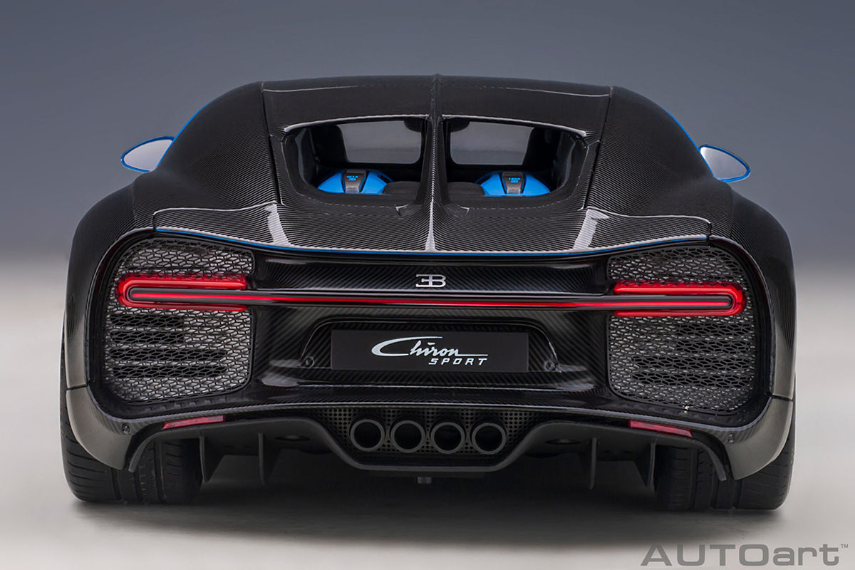Bugatti Chiron Sport 2019 1:18 Autoart Azul - 19 anos! Loja on