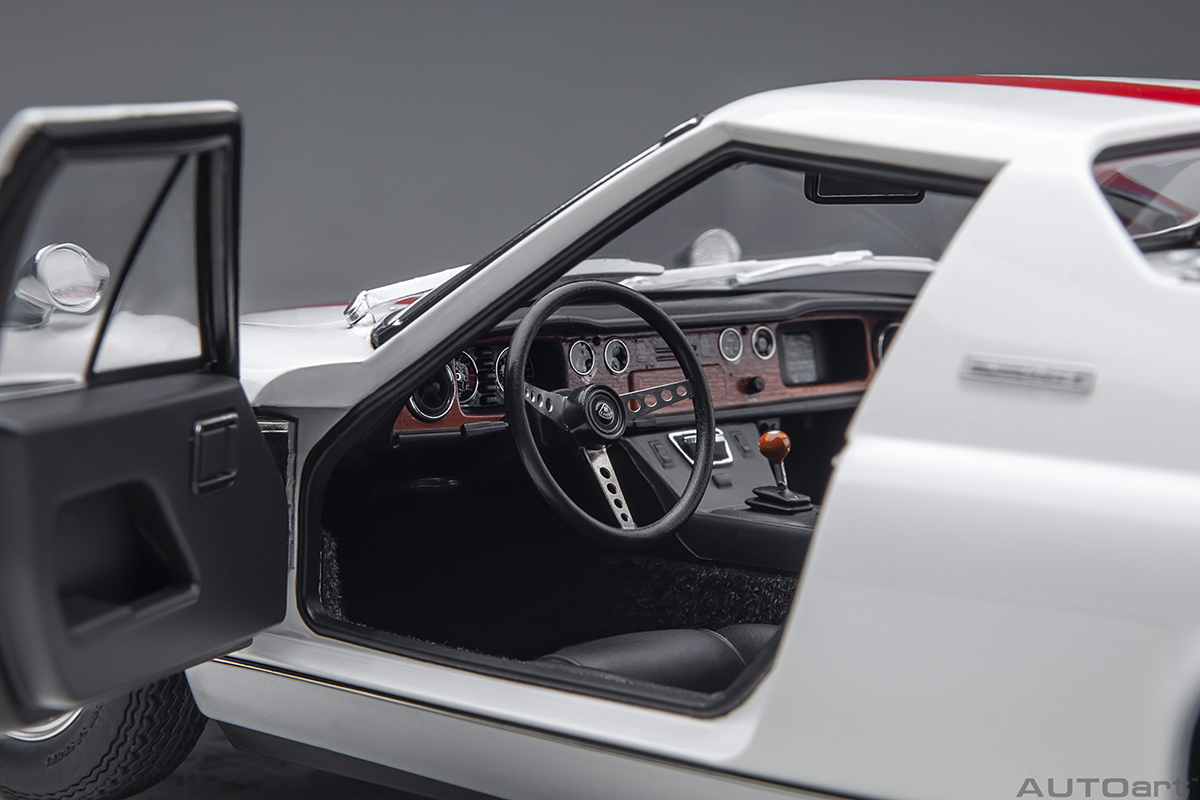 Lotus Europa Special The Circuit Wolf 1:18 Autoart - 19 anos! Loja