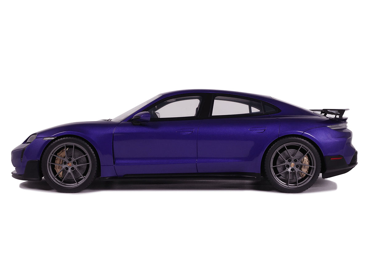 Porsche Taycan Turbo GT Purple Sky Metallic 2023 1:18 GT Spirit