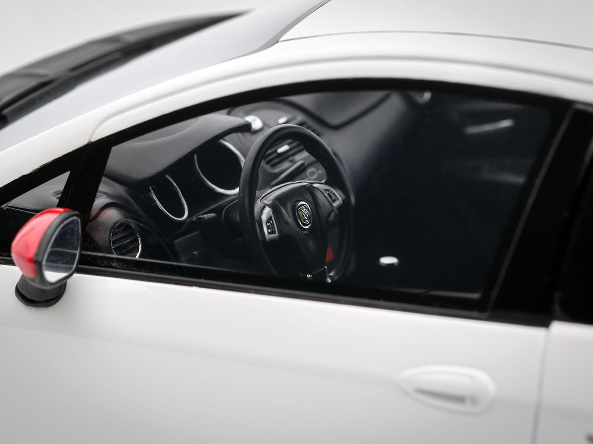 PRÉ-VENDA *** Fiat Punto Abarth Esseesse 1949 2010 1:18 OttOmobile