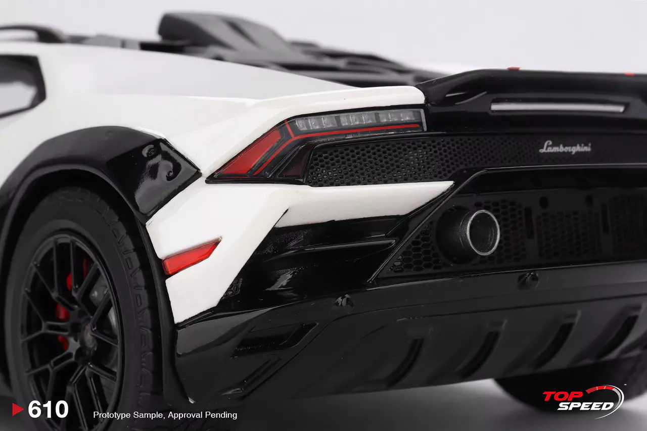 Lamborghini Huracán Sterrato 1:18 TopSpeed Branco - 20 anos! Loja