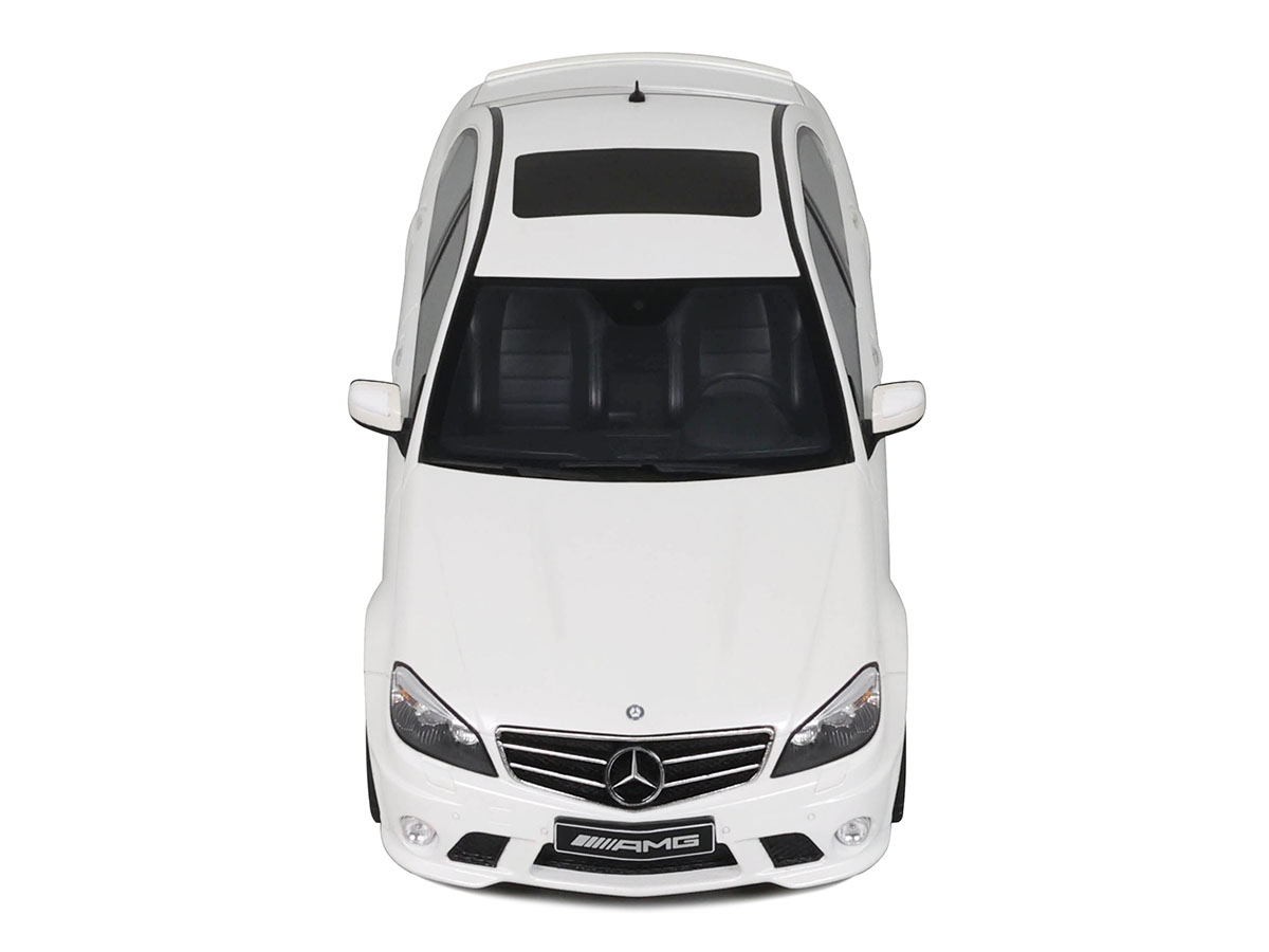 Mercedes Benz C63 AMG 2007 1:18 GT Spirit Branco - 20 anos! Loja
