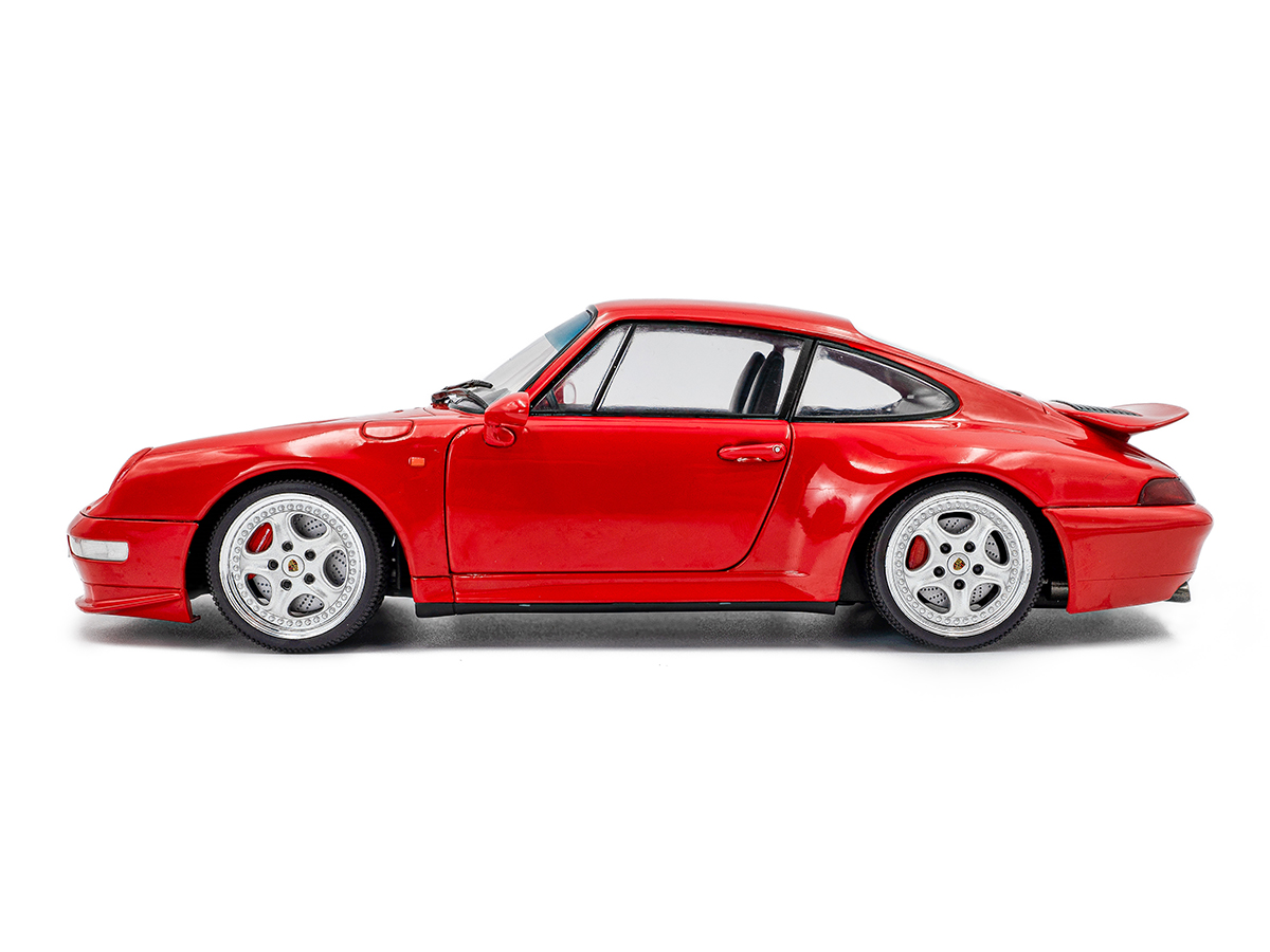 ユング様オートアート ポルシェ911 (993) Carrera 1:18 赤 Amazon | AUTOart 1/18 ポルシェ 911 (993)カレラ 1995 (レッド) 完成