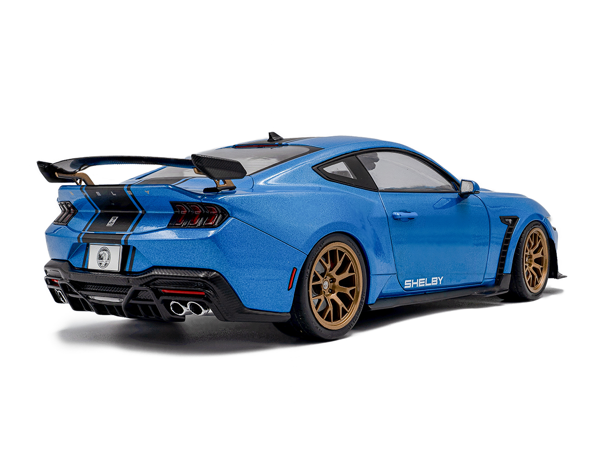 Shelby Mustang Super Snake 2025 1:18 Solido Azul - 20 anos! Loja