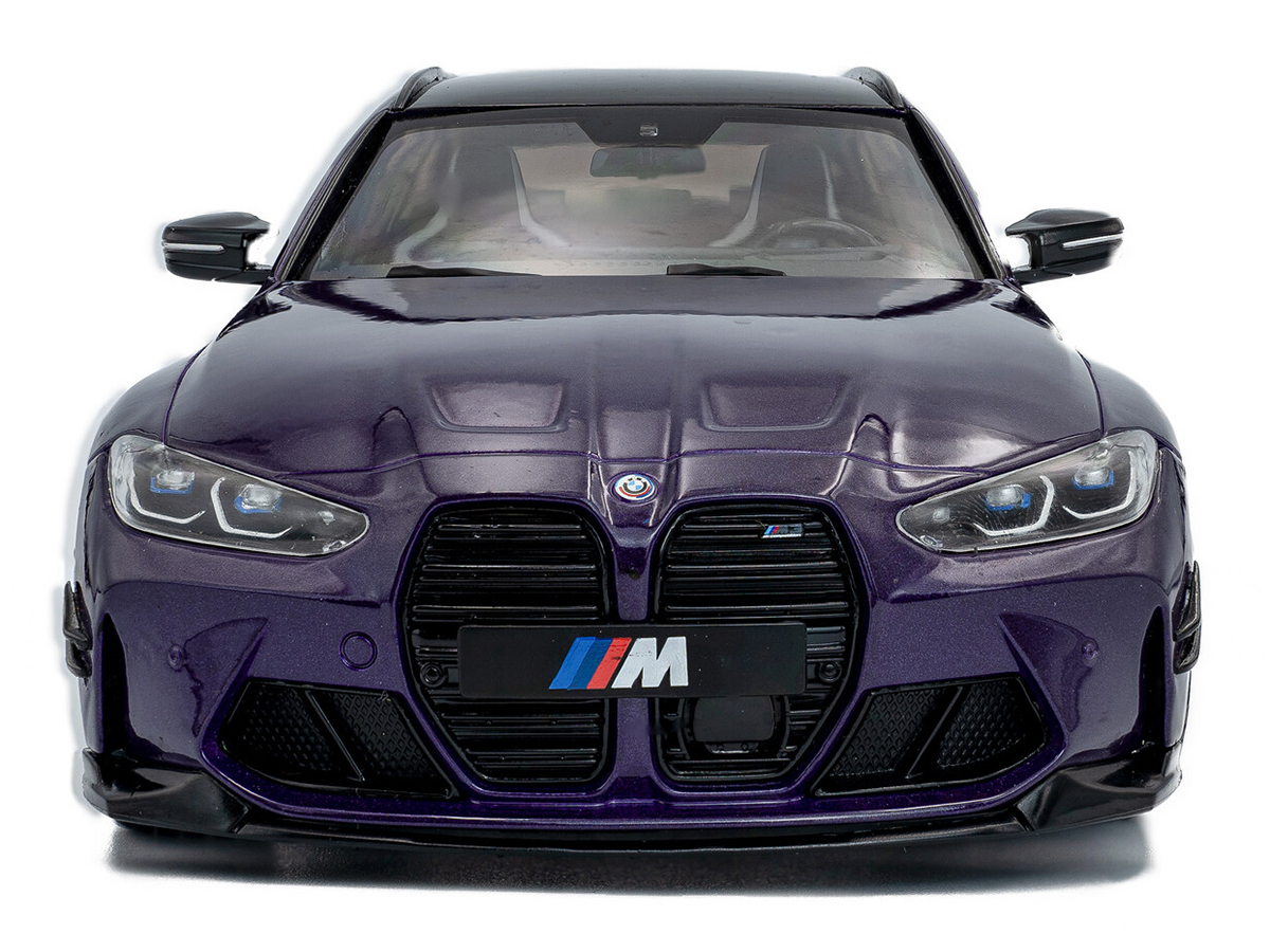 BMW M3 (G81) Touring com Performance Parts 2024 1:18 Solido Purple
