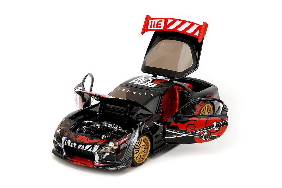 Mazda RX-7 1993 Lab Monkeys + Figura Saru 1:24 Jada Toys - 20 anos