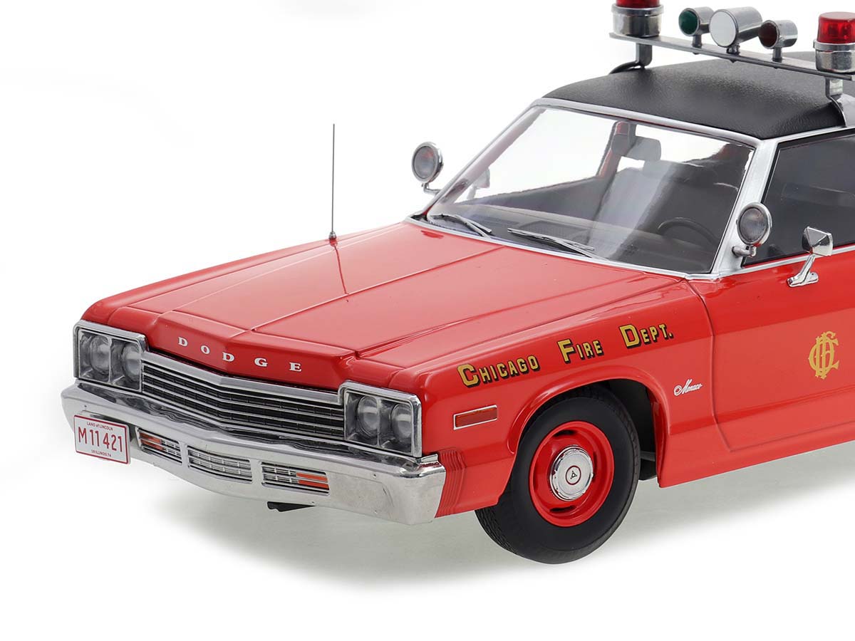 Dodge Monaco Chicago Fire Department 1974 1:18 KK-Scale Vermelho