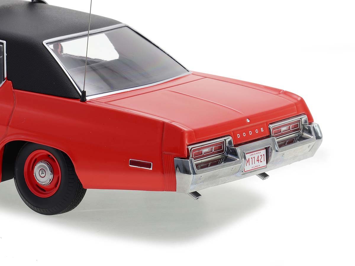 Dodge Monaco Chicago Fire Department 1974 1:18 KK-Scale Vermelho
