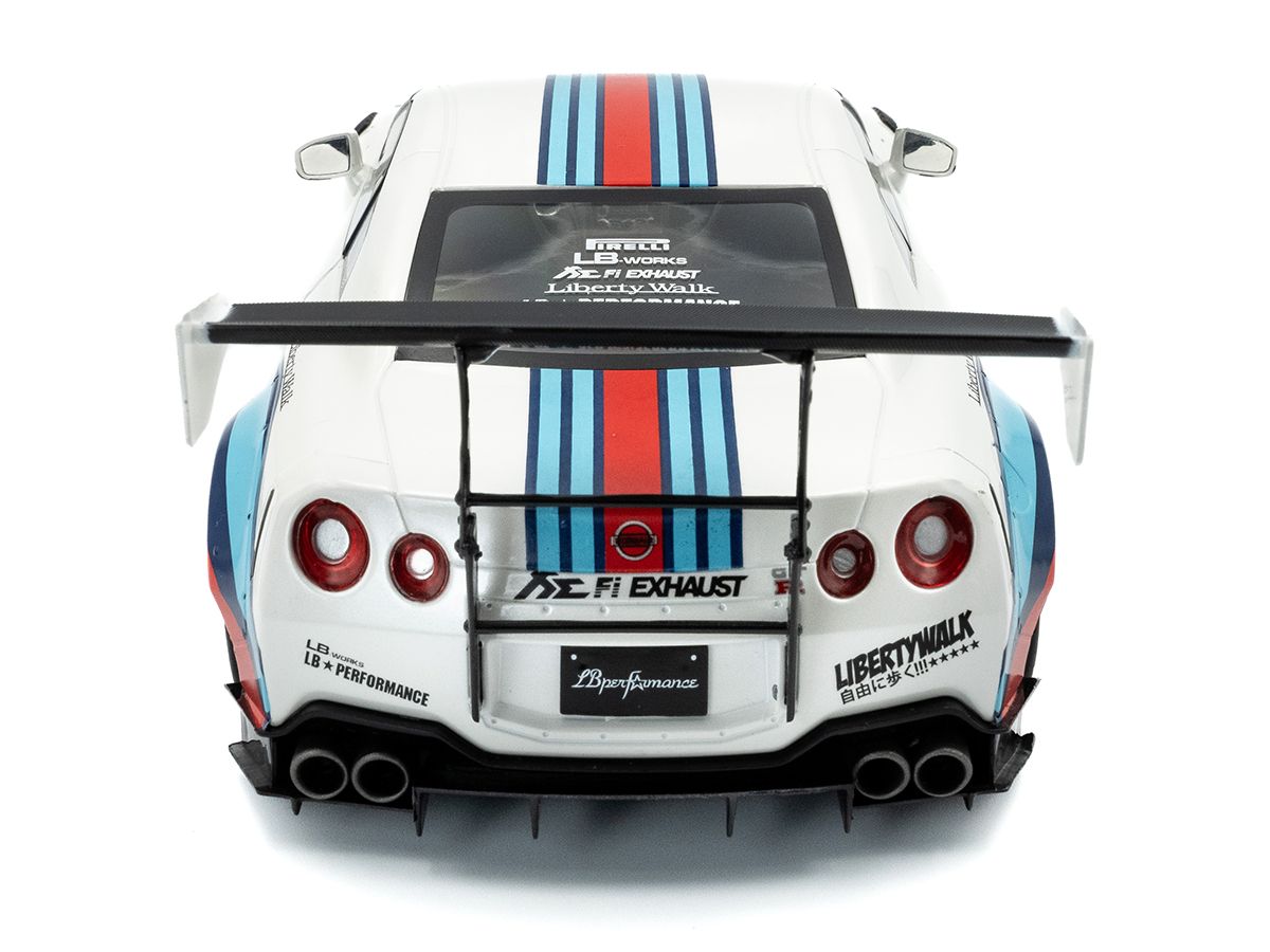 Nissan GT-R (R35) Liberty Walk Body Kit 2.0 M 2024 1:18 Solido
