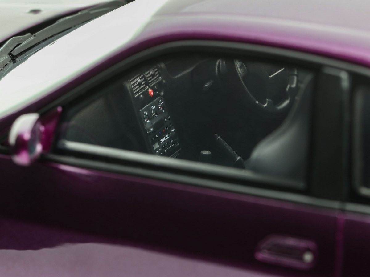 Nissan Skyline GT-R R33 V-Spec Midnight Purple 1995 1:18