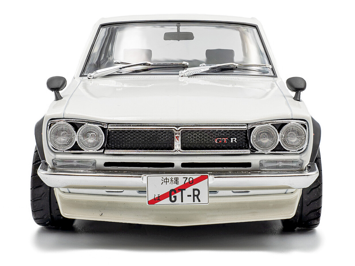 Nissan Skyline (C10) Hakosuka Solido Works 1970 1:18 Solido Branco