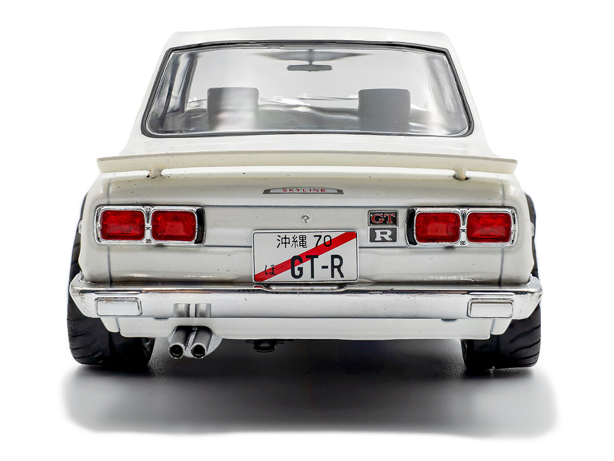 Nissan Skyline (C10) Hakosuka Solido Works 1970 1:18 Solido Branco