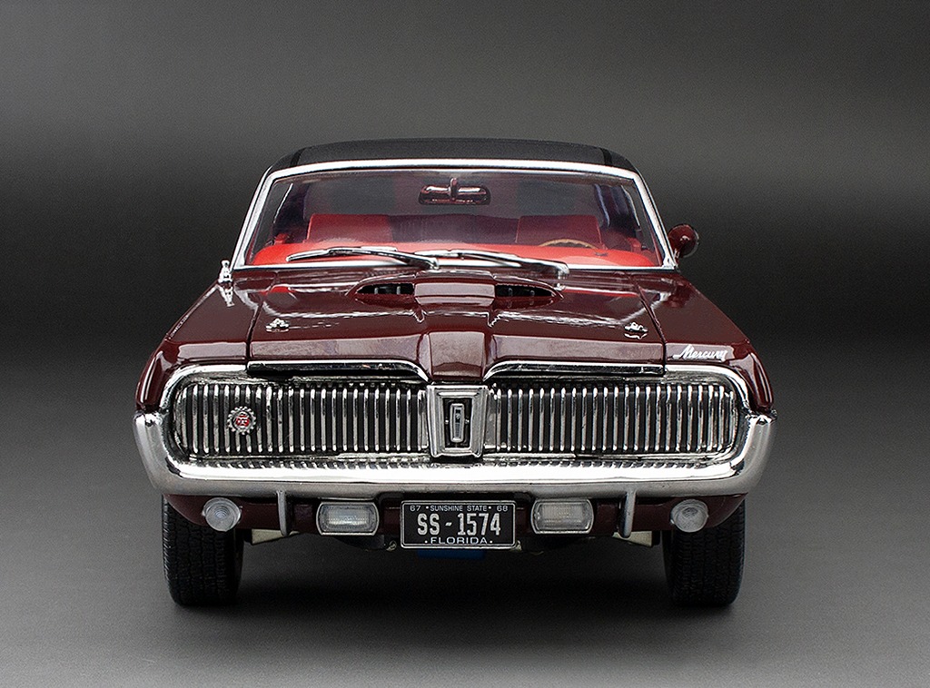 Modèle Réduit Mercury Cougar XR7G 1968 Rouge - Échelle 1:18 Sun Star, Portes Et Capot Ouvrants, Neuf