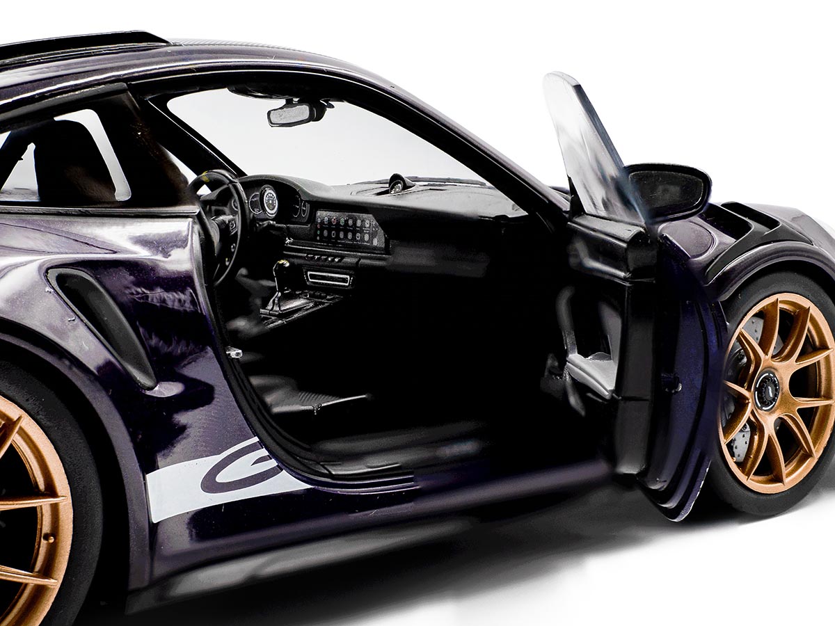 Porsche 911 GT3 RS Weissach Package 2024 1:18 Solido Purple - 20