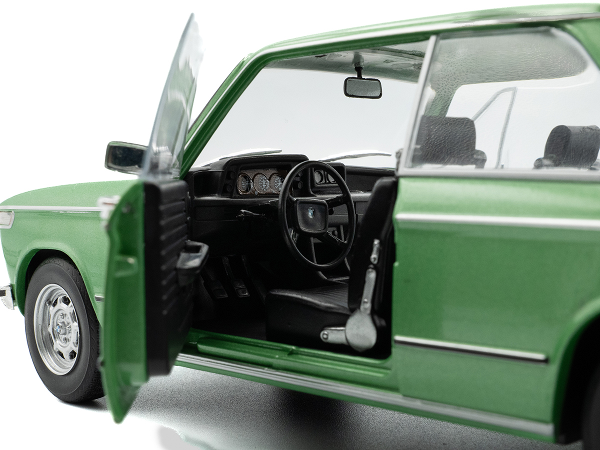 BMW 1602 1971 1:18 Solido Verde - 20 anos! Loja on-line de