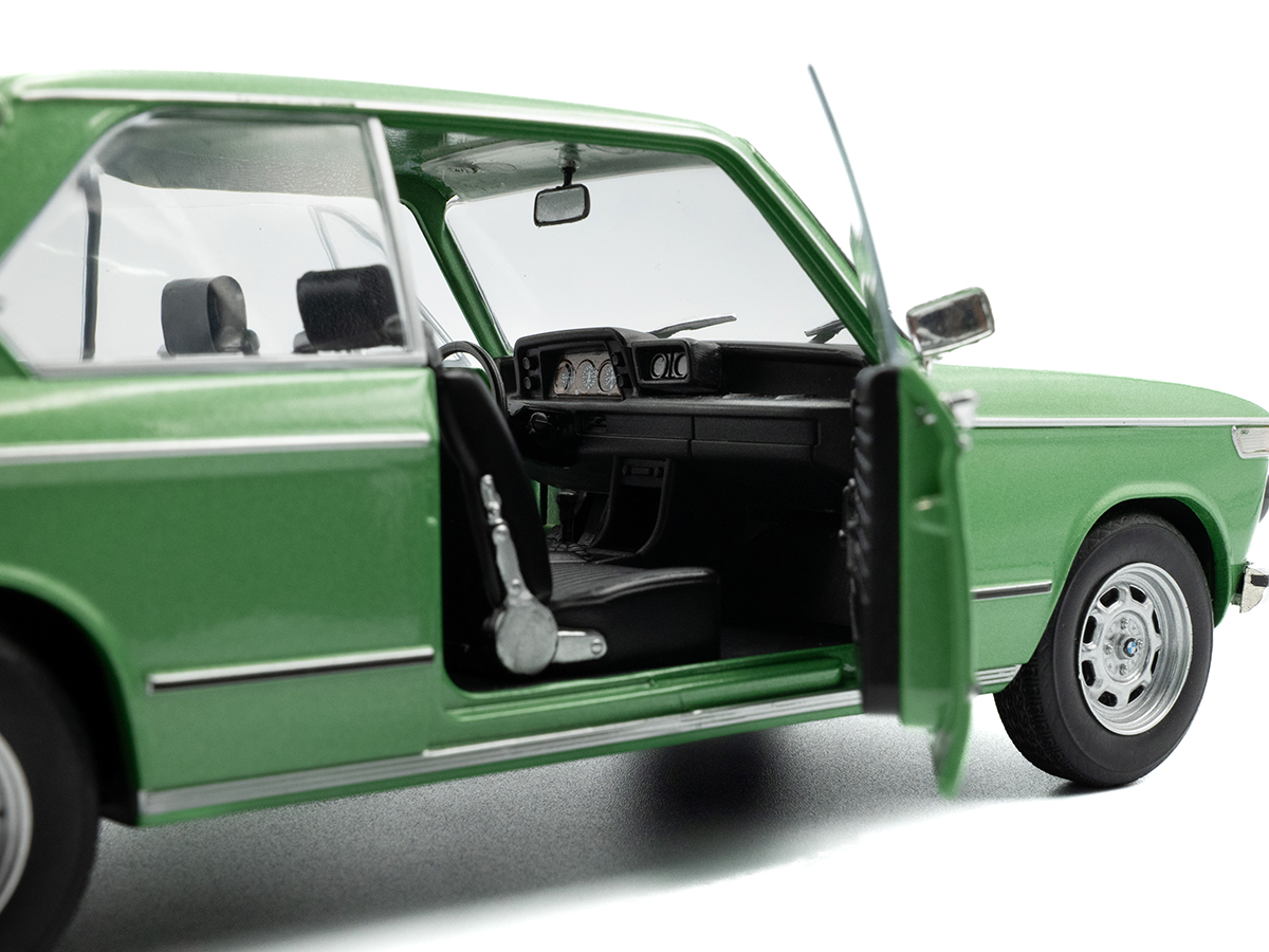 BMW 1602 1971 1:18 Solido Verde - 20 anos! Loja on-line de