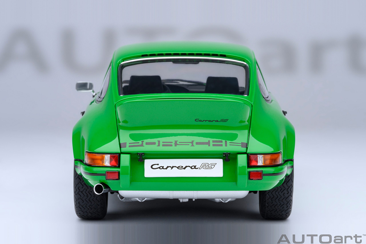 ミニカー AUTOart 1/18 Porsche 911 Carrera S Porsche 911 Carrera 2.7 RS 1:18 Autoart Verde - 19 anos