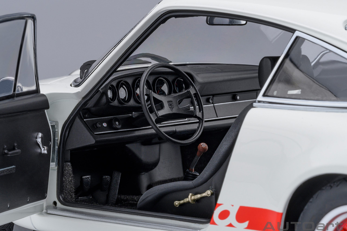 Porsche 911 Carrera 2.7 RS Circuit Wolf 1:18 Autoart Branco - 20