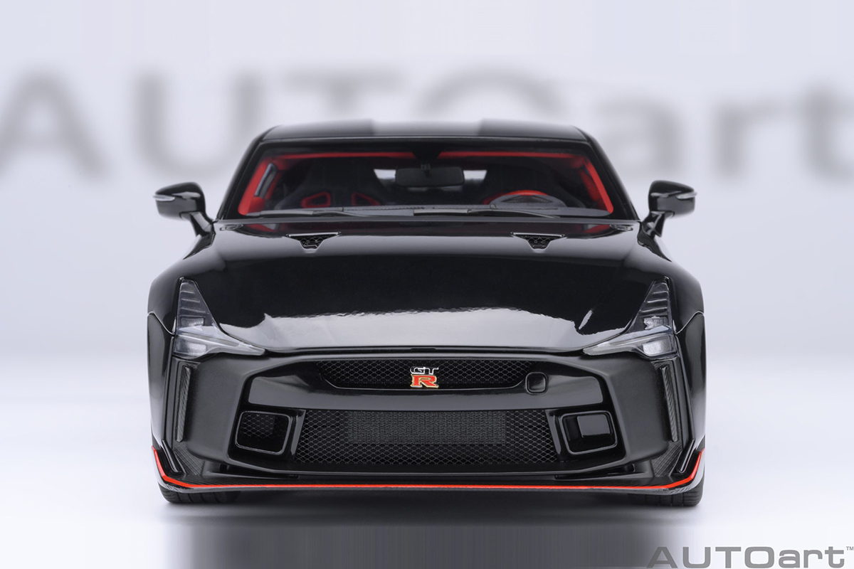 Nissan GT-R50 by ITALDESIGN 1:18 Autoart Preto - 20 anos! Loja on